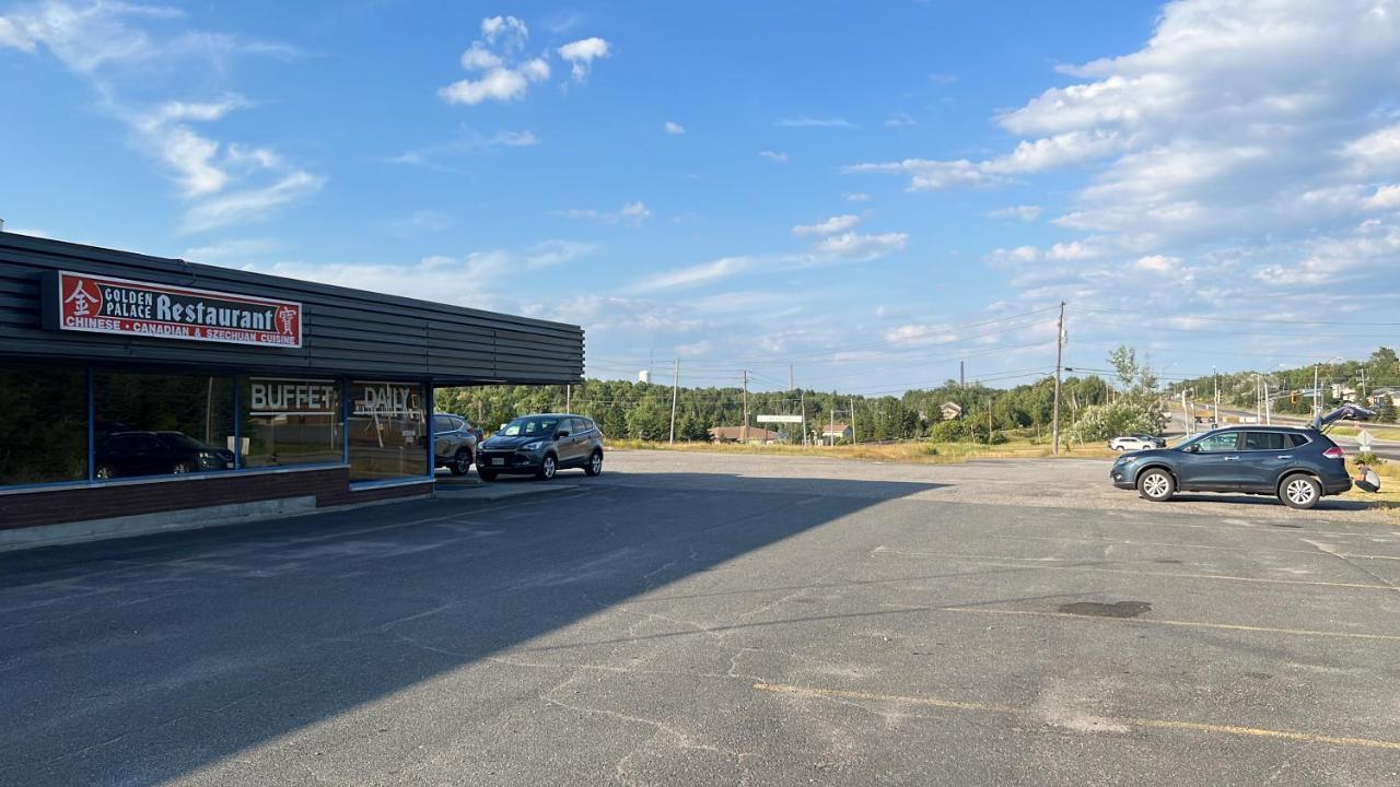 Lively Inn And Suites - Sudbury Naughton Exterior foto